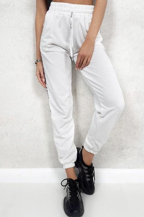 Дамско спортно долнище с надпис