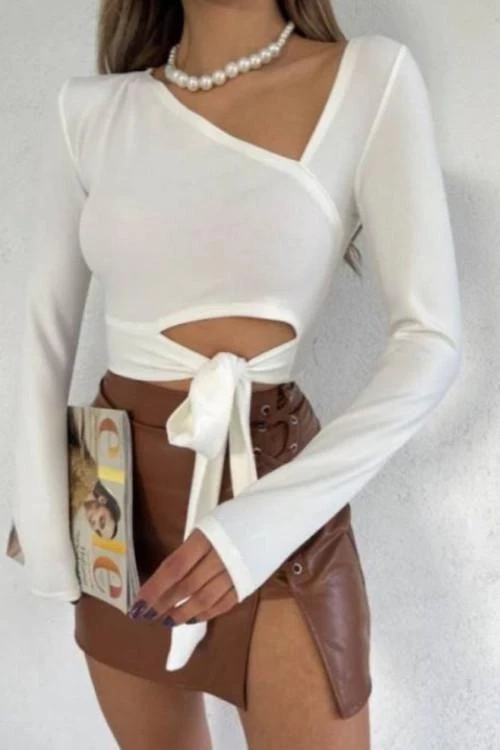 Дамска блуза с ефектен дизайн