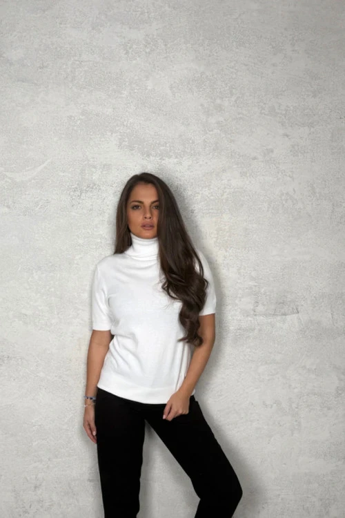 Κοντομάνικες μπλούζες