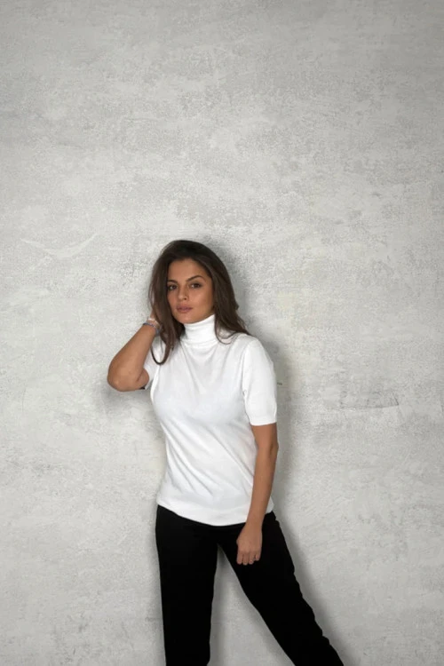 Κοντομάνικες μπλούζες