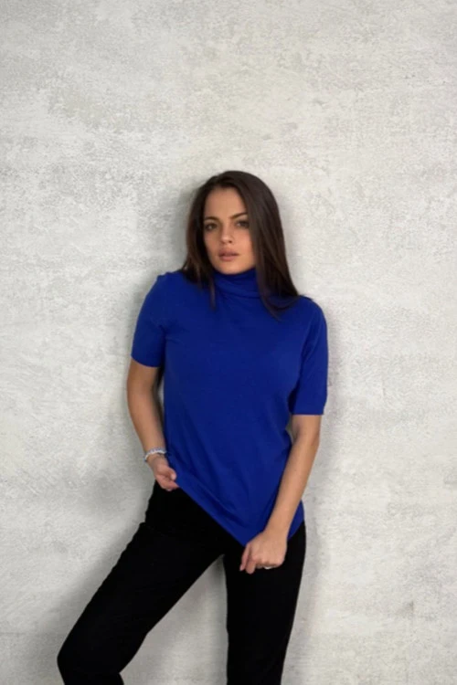 Κοντομάνικες μπλούζες