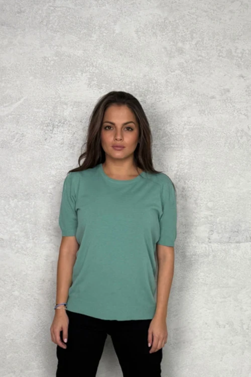 Дамска блуза с къс ръкав