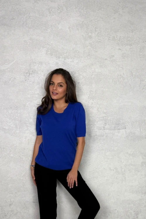 Дамска блуза с къс ръкав