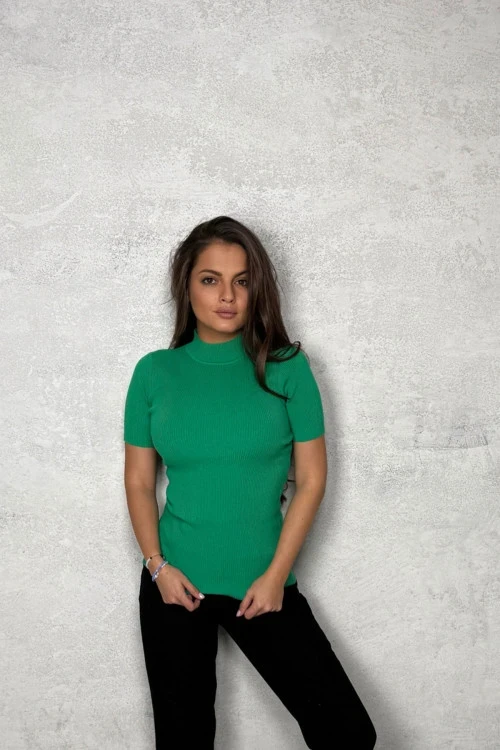 Дамска блуза с къс ръкав