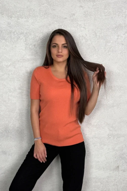 Дамска блуза с къс ръкав