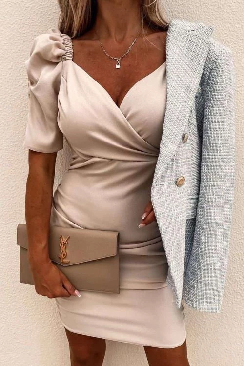 Дамска рокля с къс ръкав