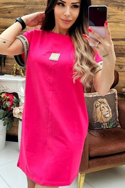 Dresses with short sleeves