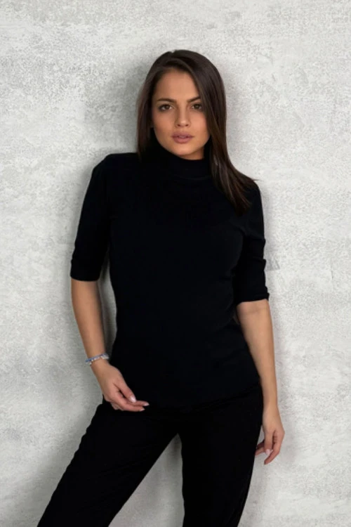 Дамска блуза с къс ръкав