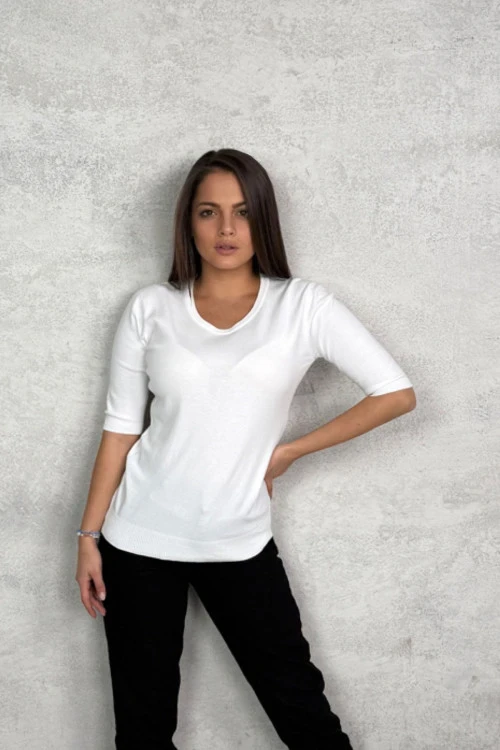 Дамска блуза с къс ръкав