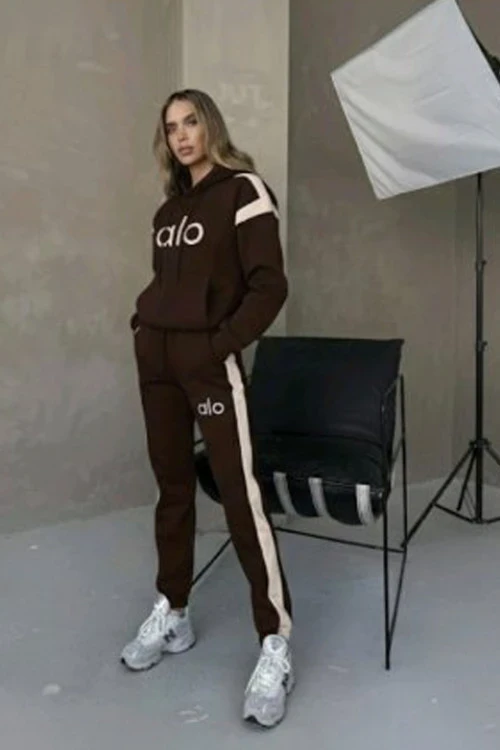 Дамски ватиран комплект