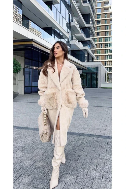 Дамско палто с джобове