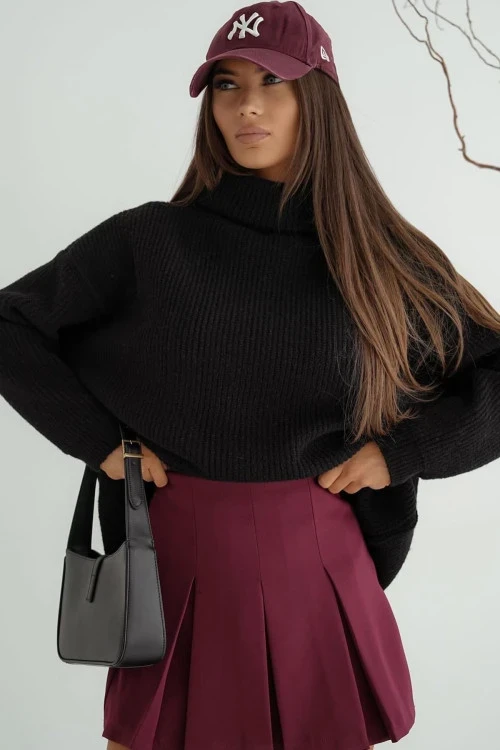 Дамски пуловер с поло яка