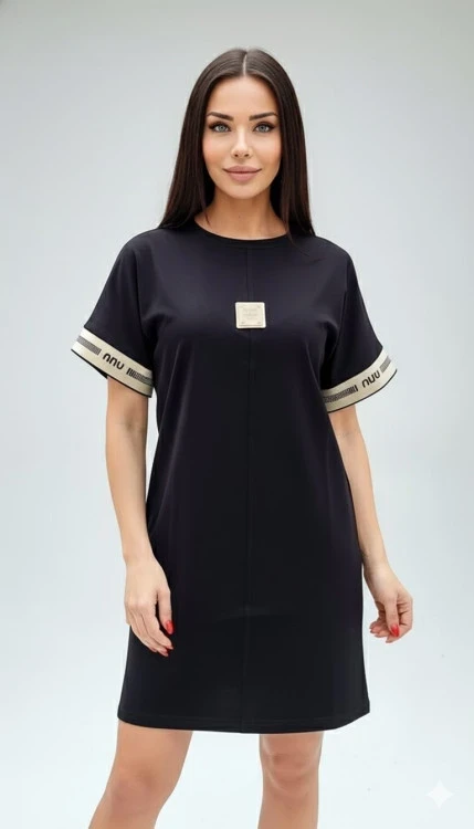 Γυναικείο φόρεμα με κοντά μανίκια