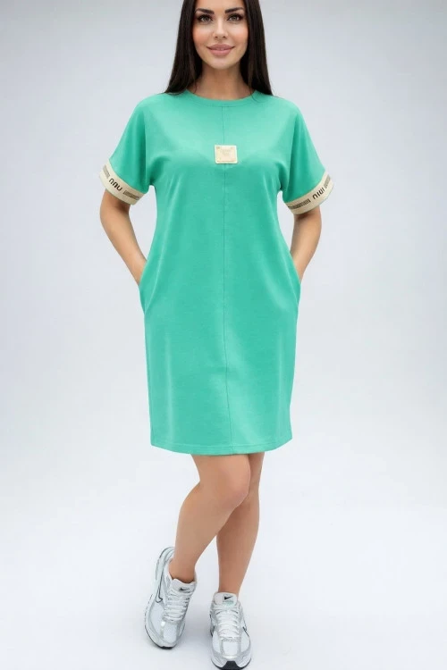 Γυναικείο φόρεμα με κοντά μανίκια