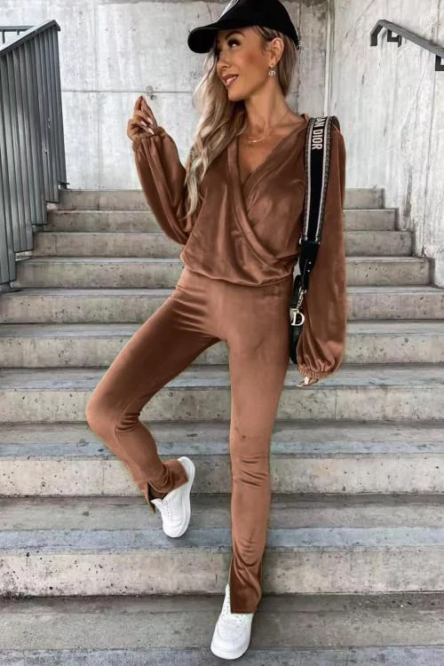 Дамски комплект от две части