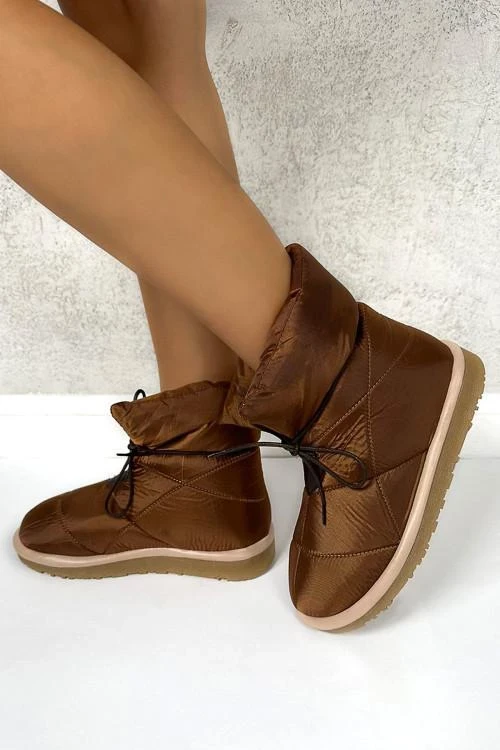 Дамски боти с връзки