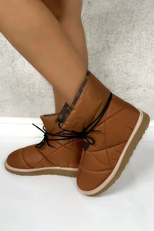 Дамски боти с връзки