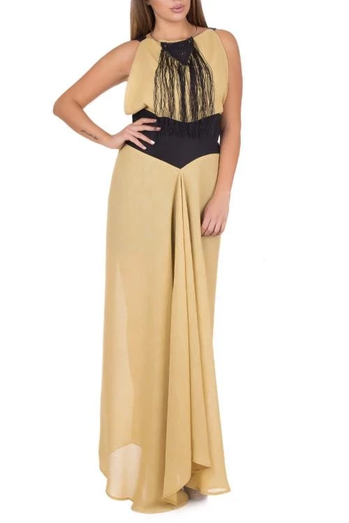 Дамска дълга рокля с гол гръб със сребрист блясък 