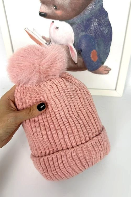 Caciula pentru fetite de la 2 pana la 4 ani