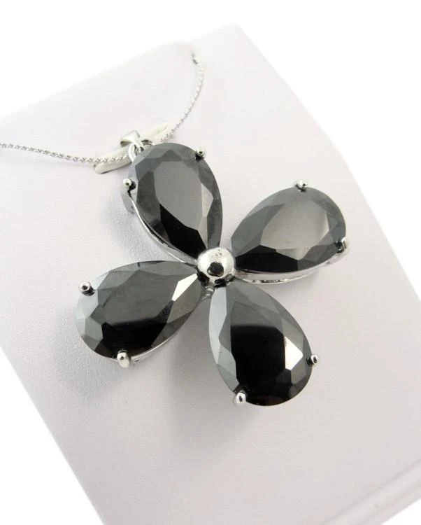 Дамско колие- цвете