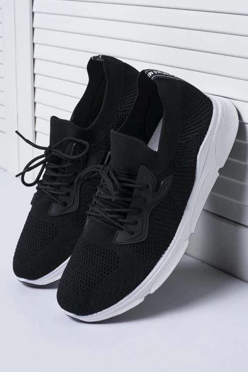 Мъжки маратонки с връзки