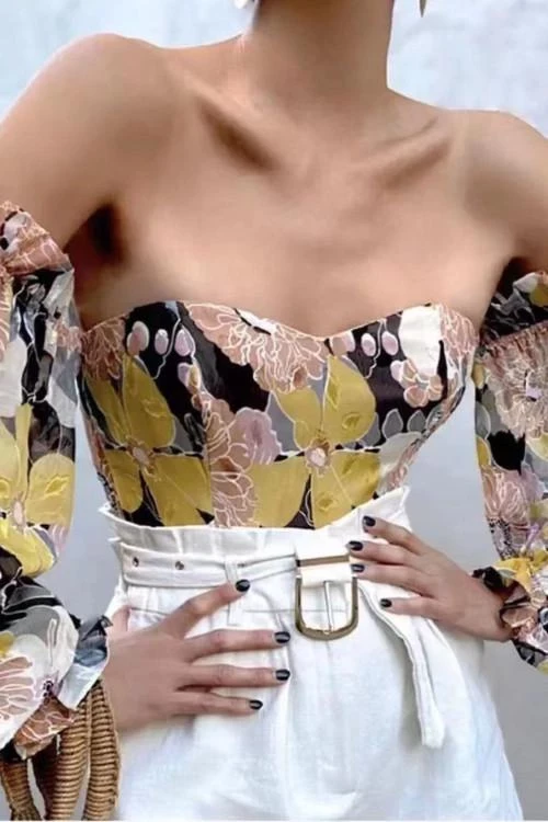 Дамска блуза с голи рамене