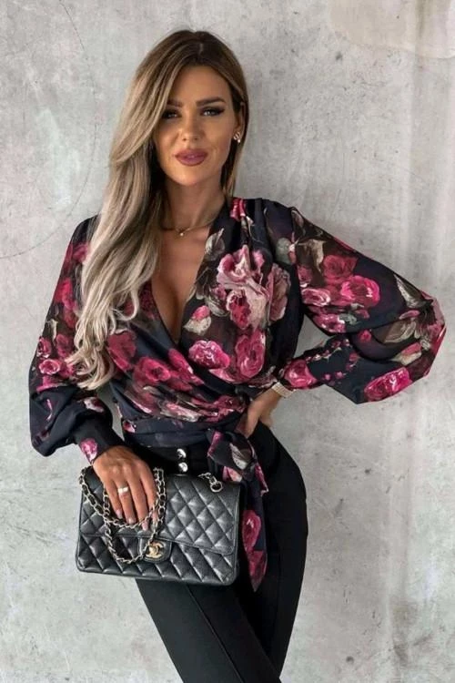 Дамска риза с ефектен дизайн