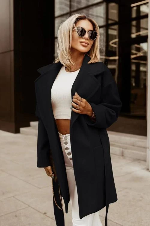 Дамско палто с колан