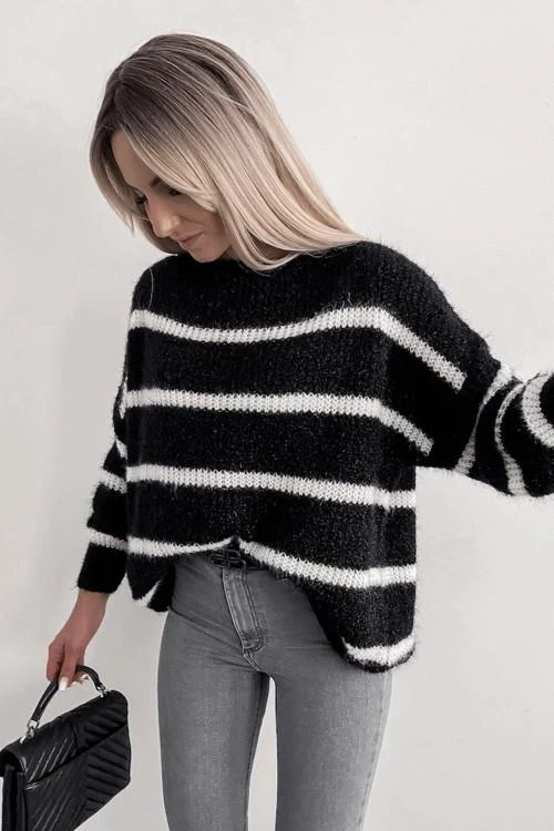 Дамски пуловер на райета