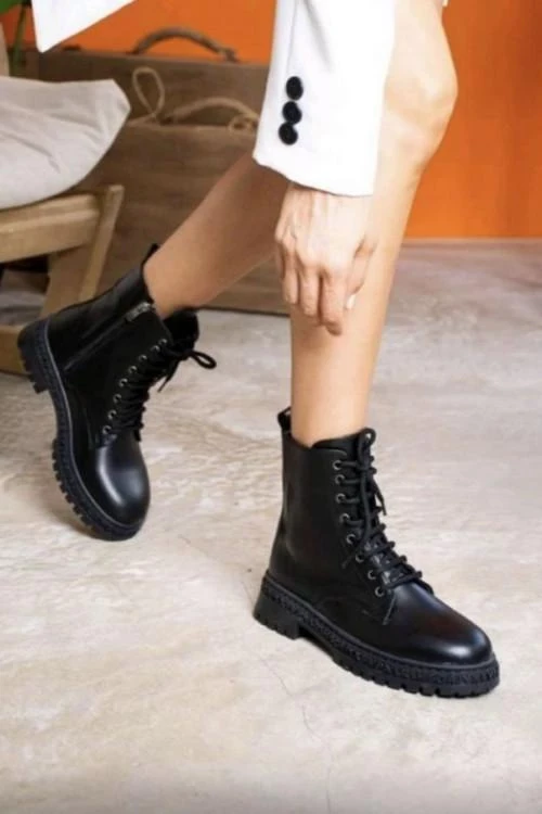 Дамски боти от изкуствена кожа