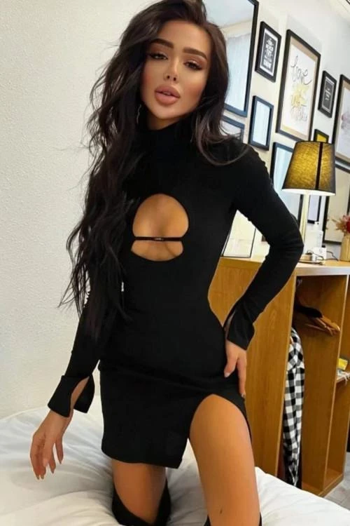 Дамска рокля с поло яка