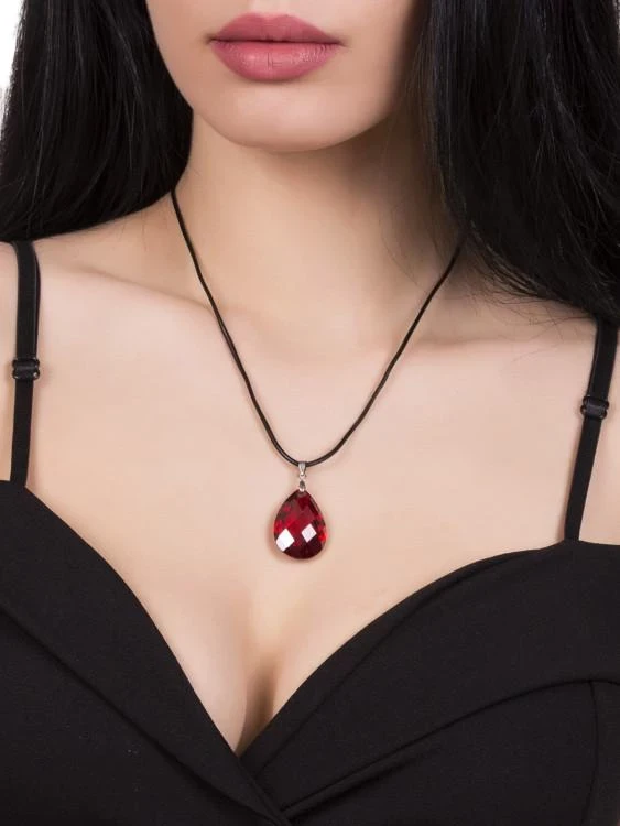 колие с камъни swarovski