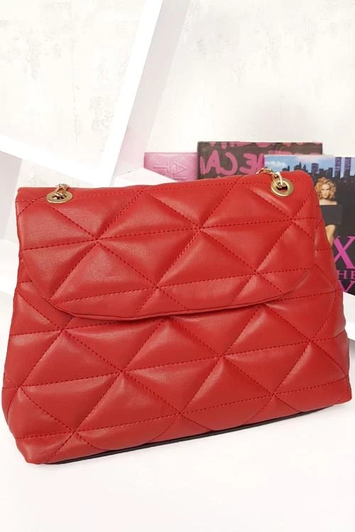 Дамска чанта с метална презрамка