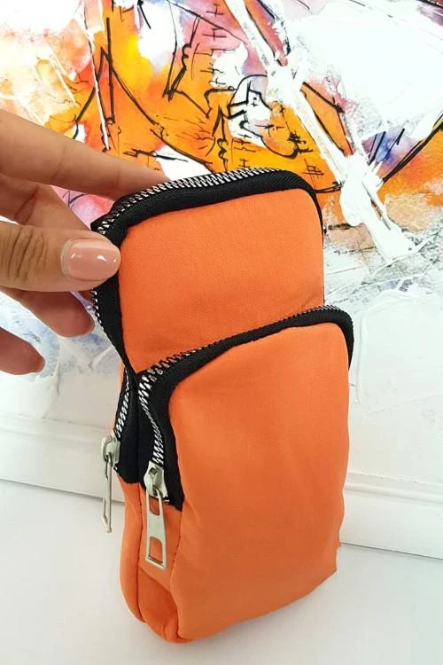 Дамска чантичка от текстил