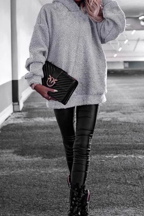 Дамско горнище с качулка