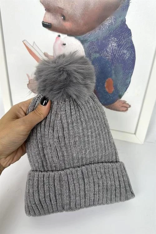 Детска шапка за момичета от 2г о 4г 