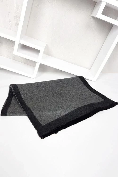 Мъжки шал с изчистен дизайн