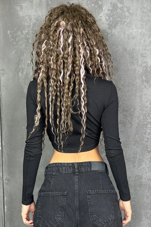 Dámska blúzka s efektnými rukávmi