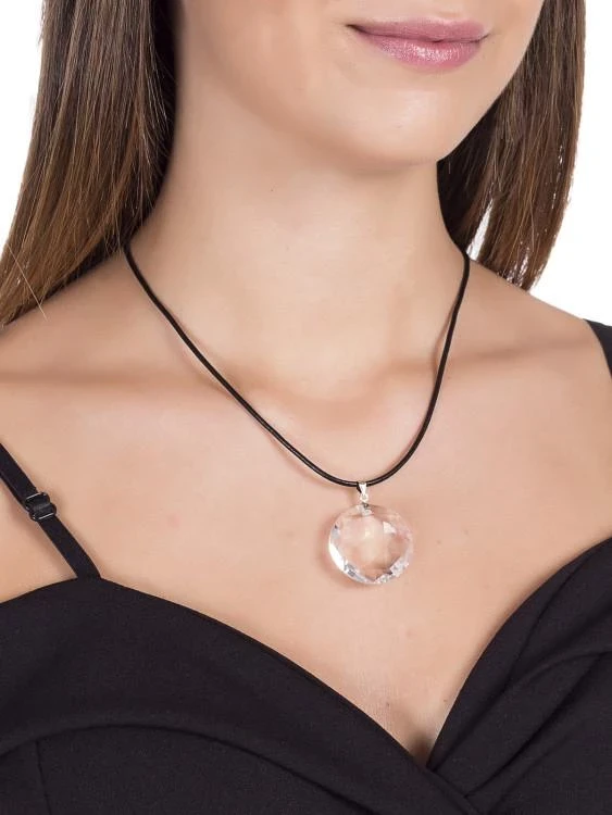 колие с камъни swarovski