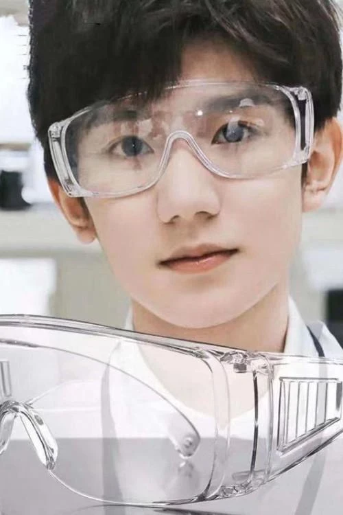 Стилни, дизайнерски предпазни очила