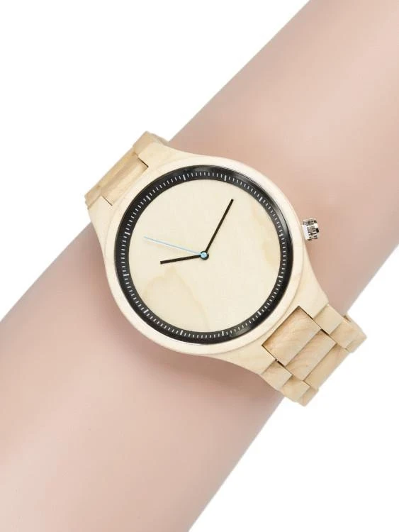 Мъжки часовник с дървена каишка