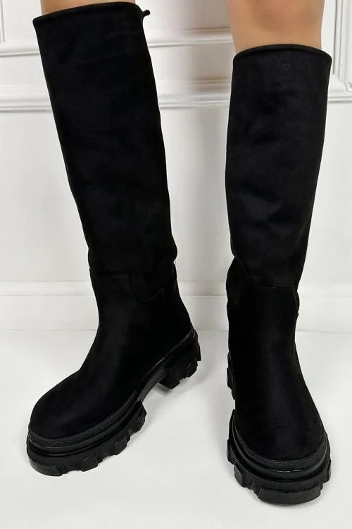 Дамски велурени ботуши