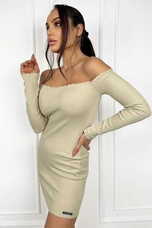 Women's dress with long sleeves and a ruffled neckline