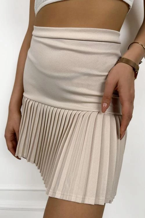 Dámska sukňa s vysokým pásom