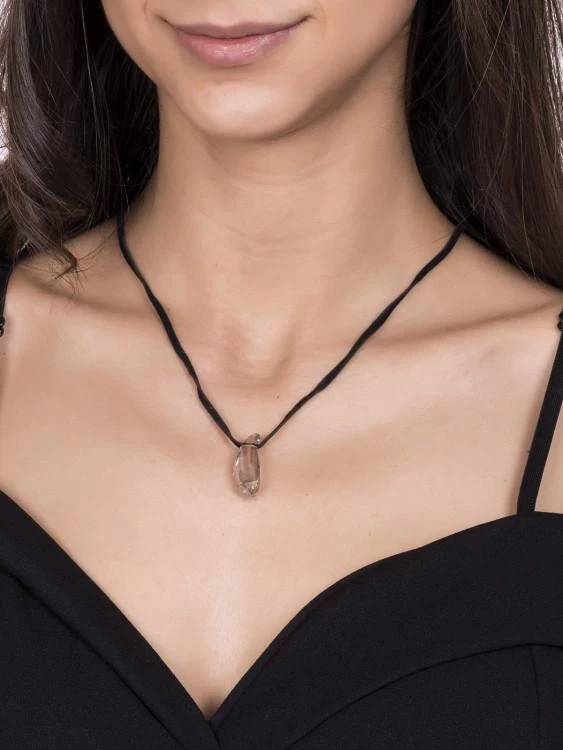 колие с камъни swarovski