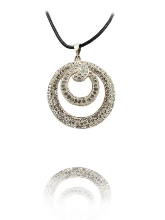 сребърно колие