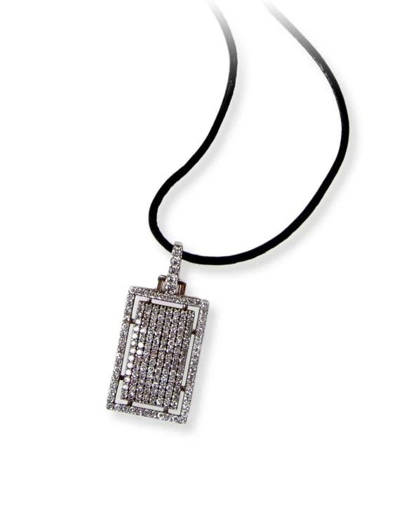 сребърно колие