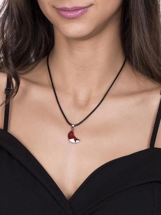 колие с камъни swarovski