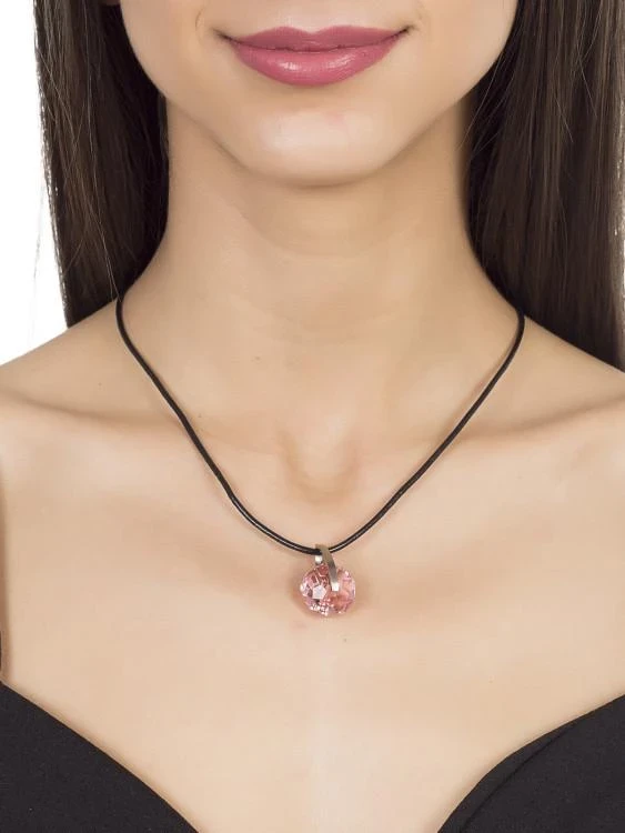 Дамско колие с камък