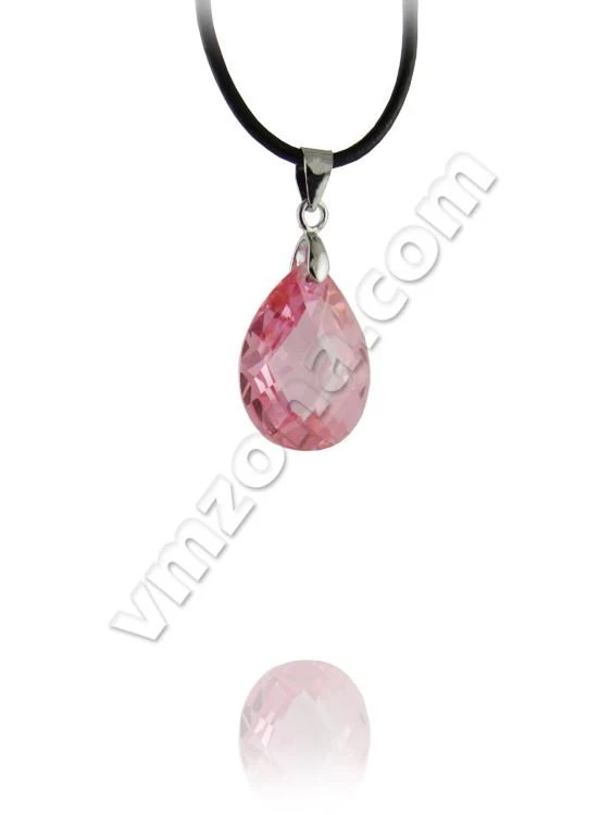 Swarovski u obliku kristala